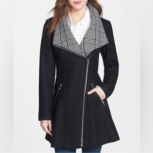 Guess Black Wool Fit & Flare Coat W/ Houndstooth Detail, Med